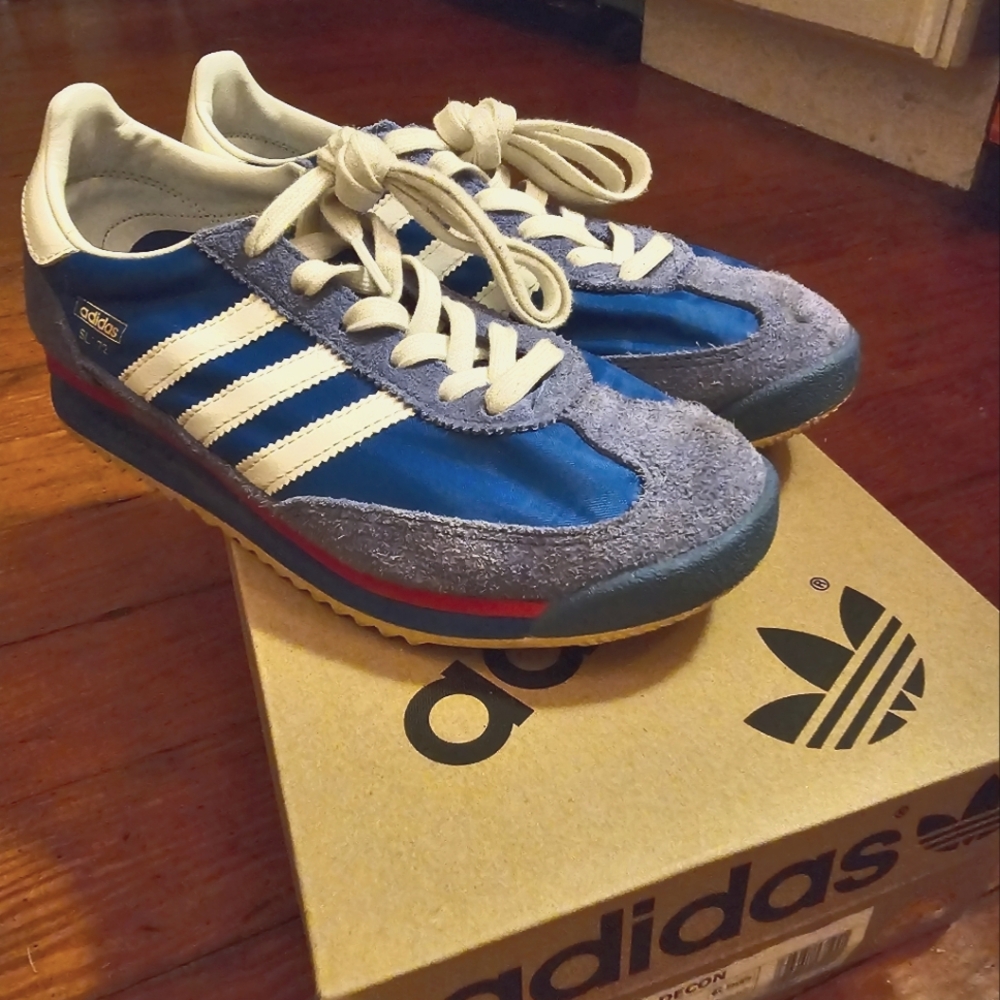 Gender Inclusive SL 72 RS Sneaker BLUE Womens 6, Mens 5